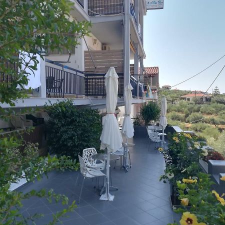 Villa Teo Kalamata Exteriör bild